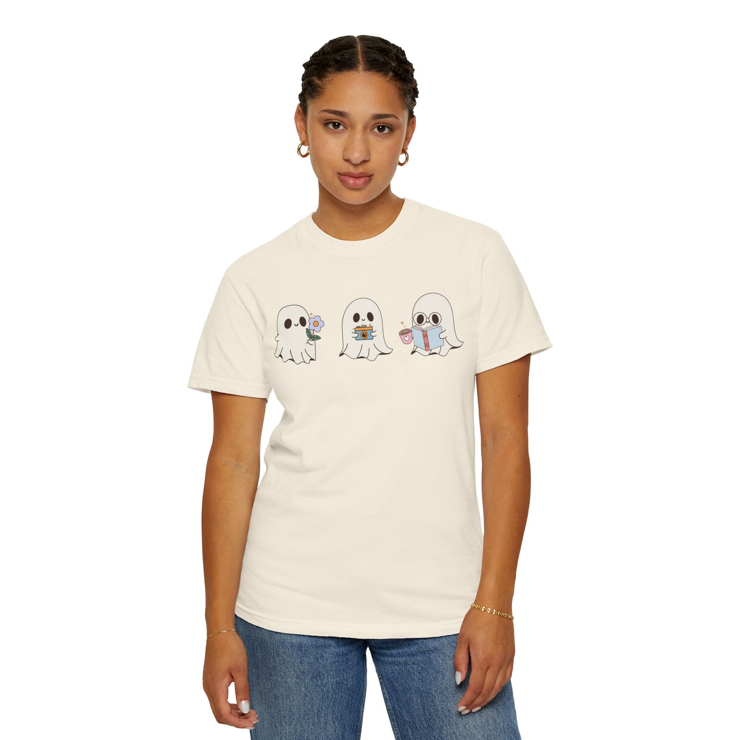 Cute Ghost Trio Halloween T-Shirt – Spooky Season Graphic Tee