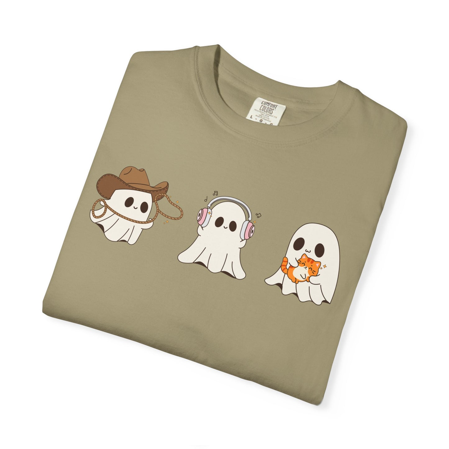 Halloween Ghost Trio T-Shirt – Purple Unisex Tee for Spooky Season & Costume Parties