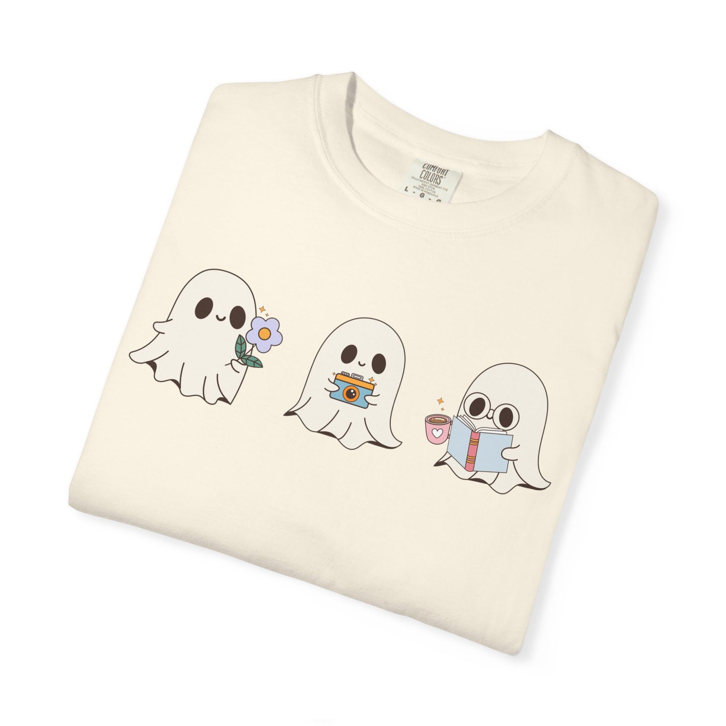 Cute Ghost Trio Halloween T-Shirt – Spooky Season Graphic Tee