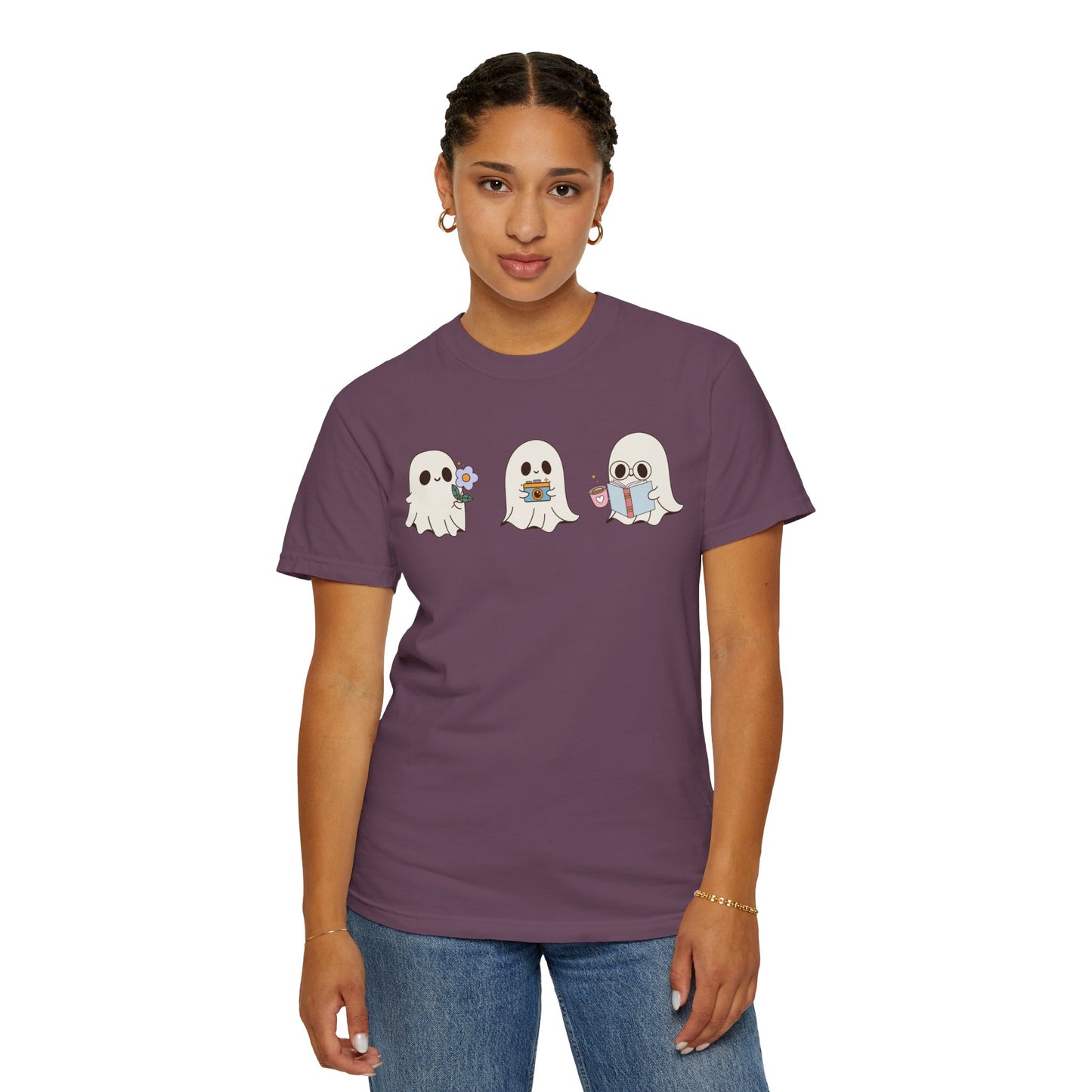 Cute Ghost Trio Halloween T-Shirt – Spooky Season Graphic Tee