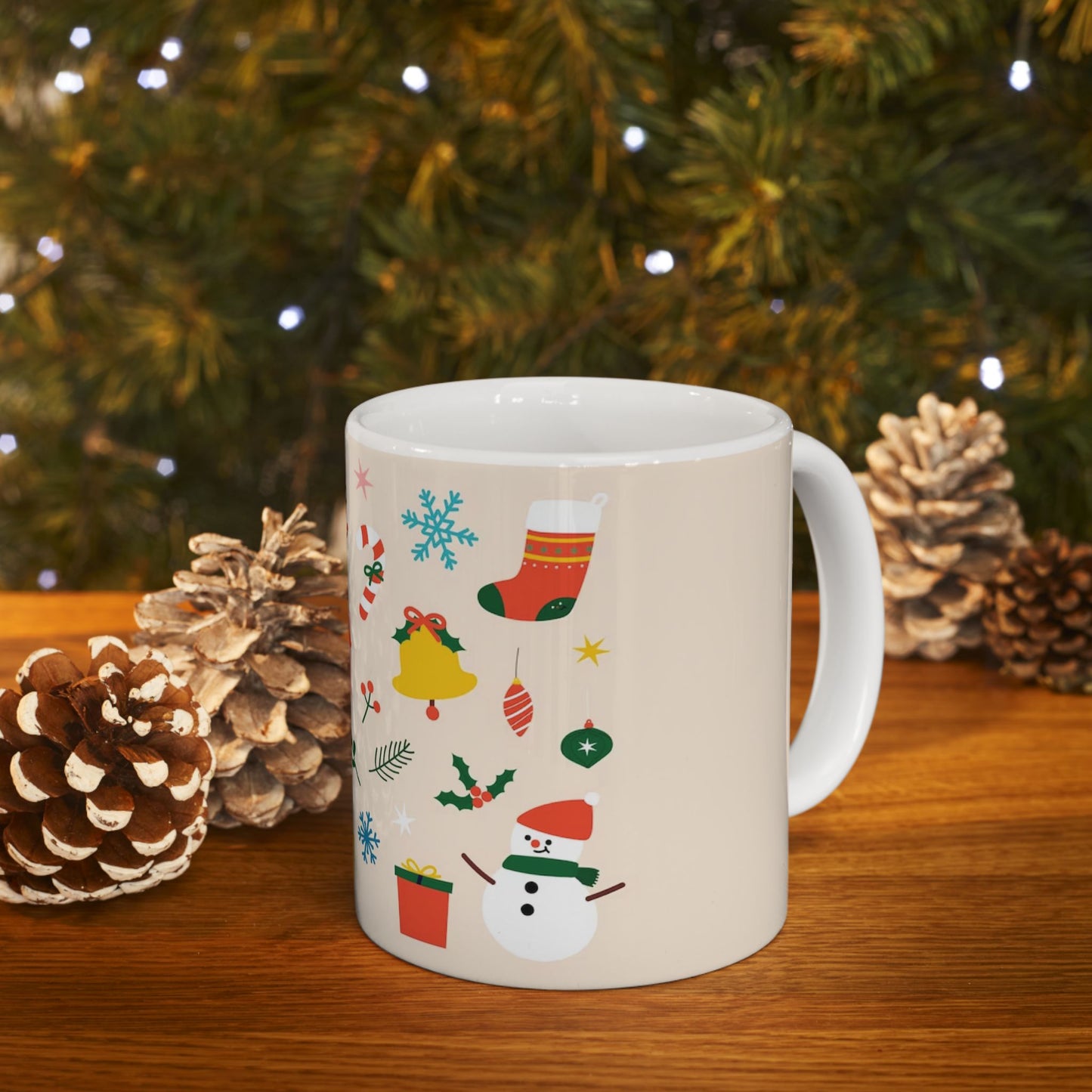 Ceramic Mug – Christmas Icons with Santa, Gingerbread Men & Wreaths – 11oz Festive Gift for Coffee & Cocoa Lover