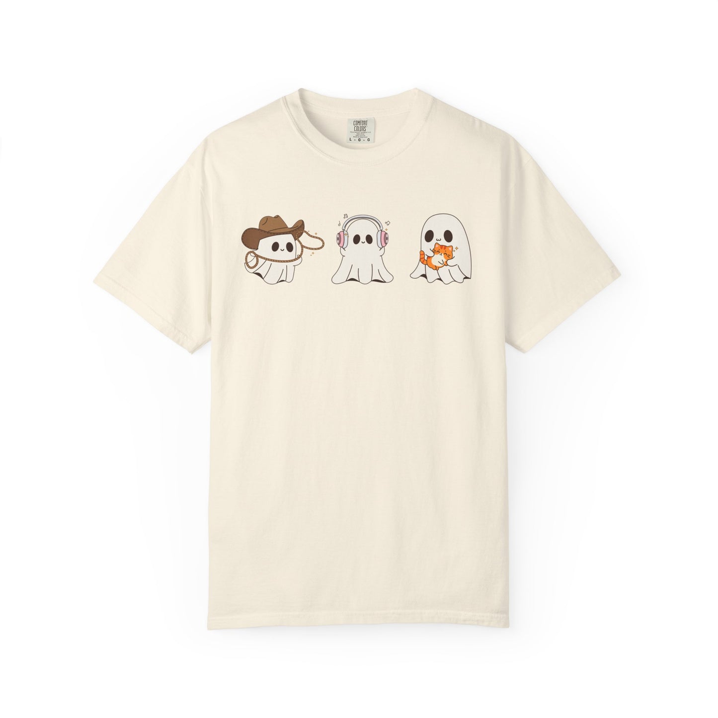 Halloween Ghost Trio T-Shirt – Purple Unisex Tee for Spooky Season & Costume Parties