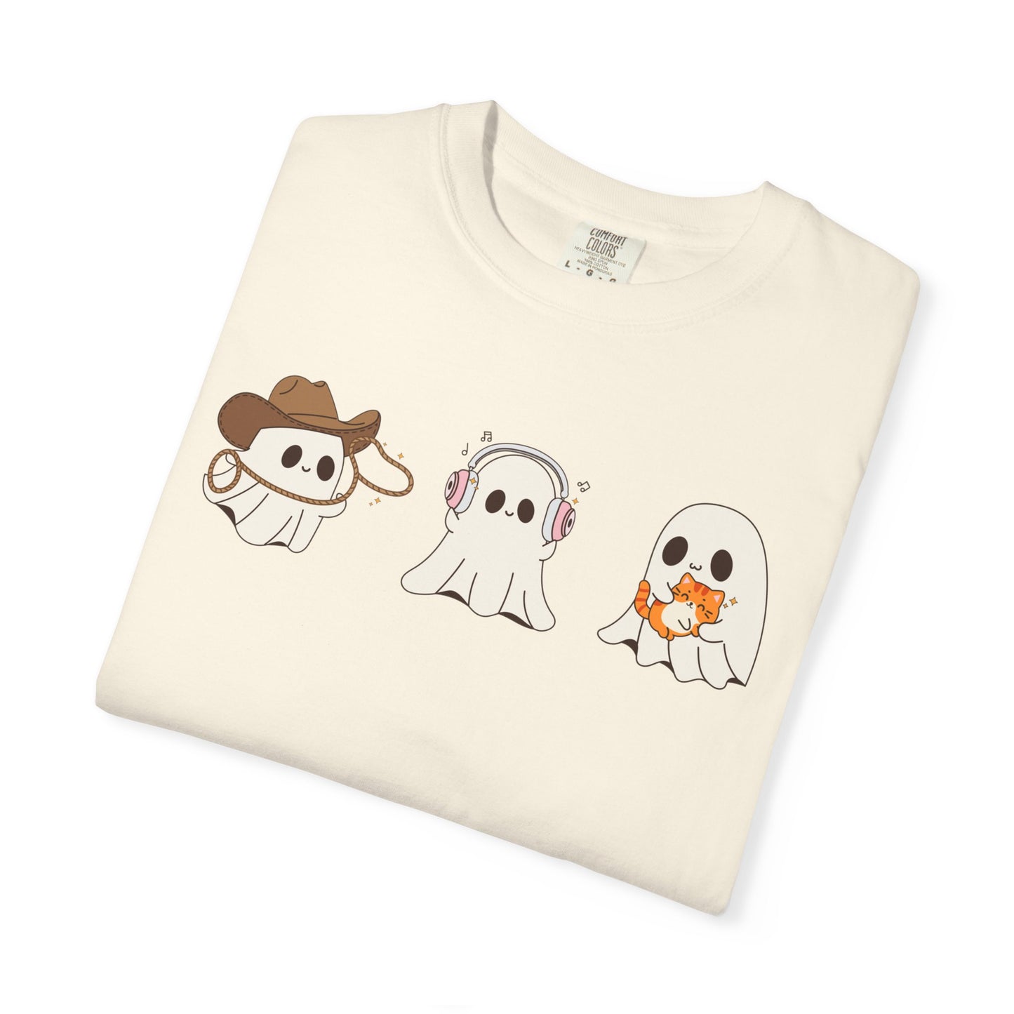 Halloween Ghost Trio T-Shirt – Purple Unisex Tee for Spooky Season & Costume Parties