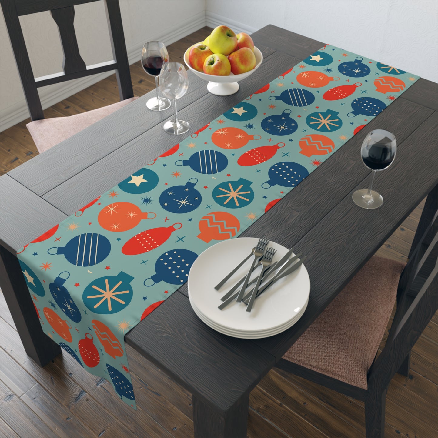 Christmas Ornament Pattern Table Runner – Festive Red, Orange & Blue Holiday Decor