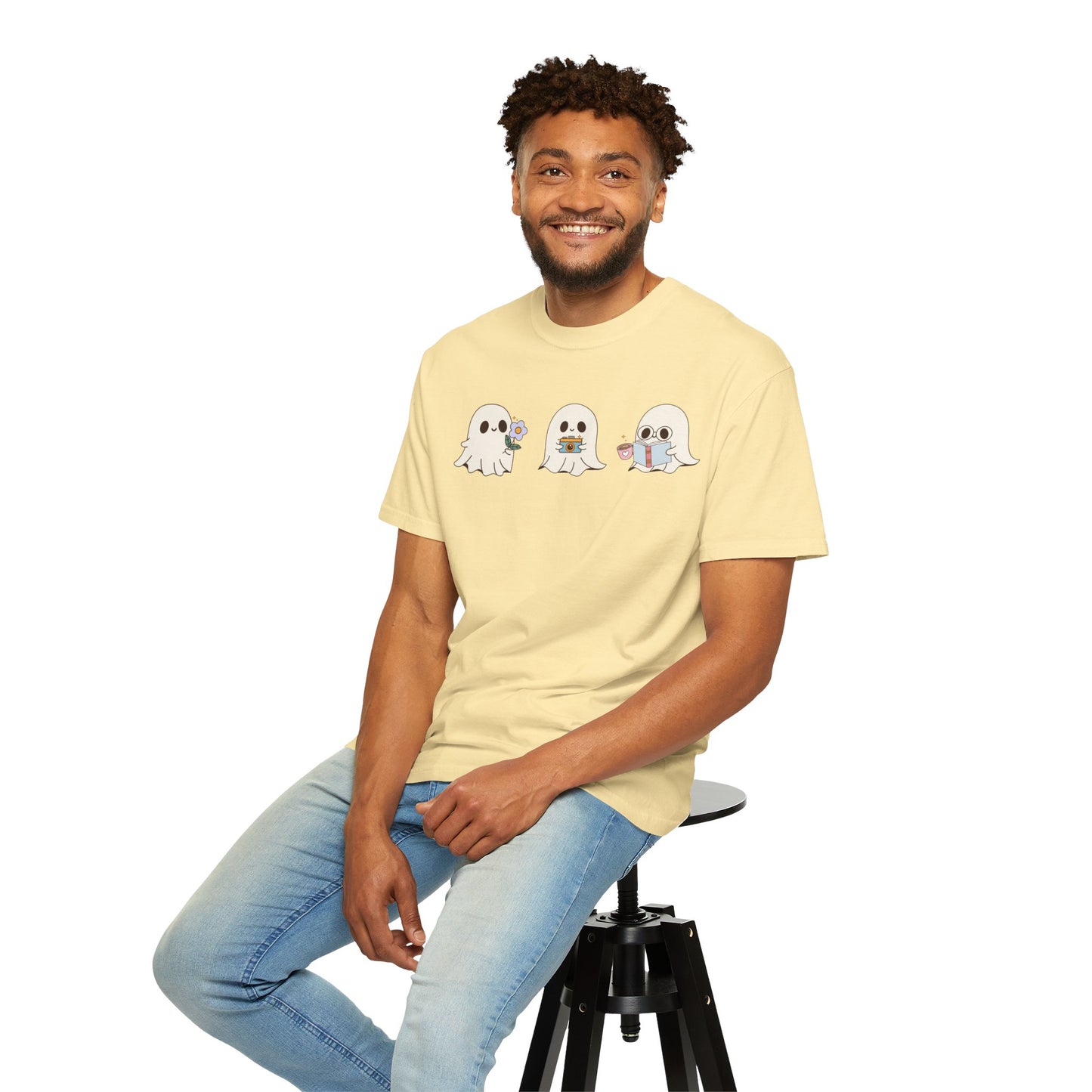 Cute Ghost Trio Halloween T-Shirt – Spooky Season Graphic Tee