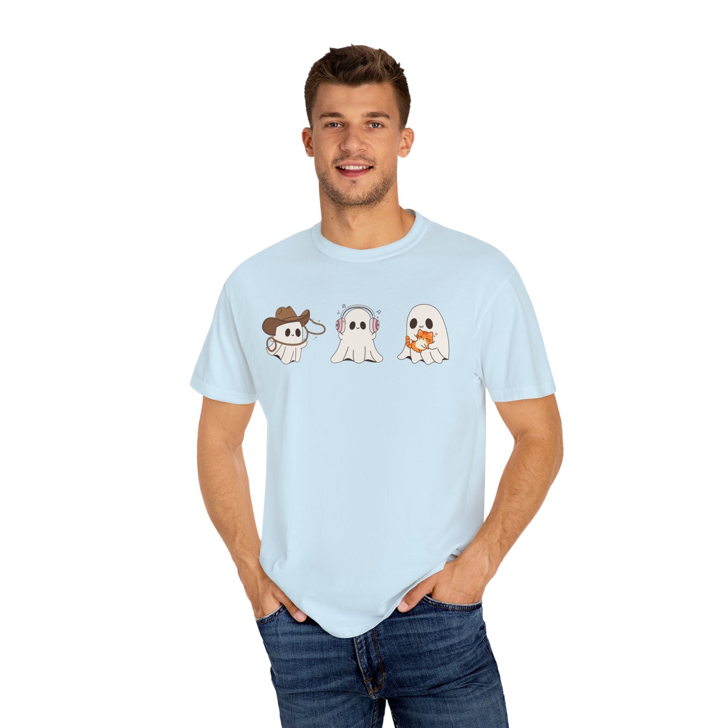 Halloween Ghost Trio T-Shirt – Purple Unisex Tee for Spooky Season & Costume Parties