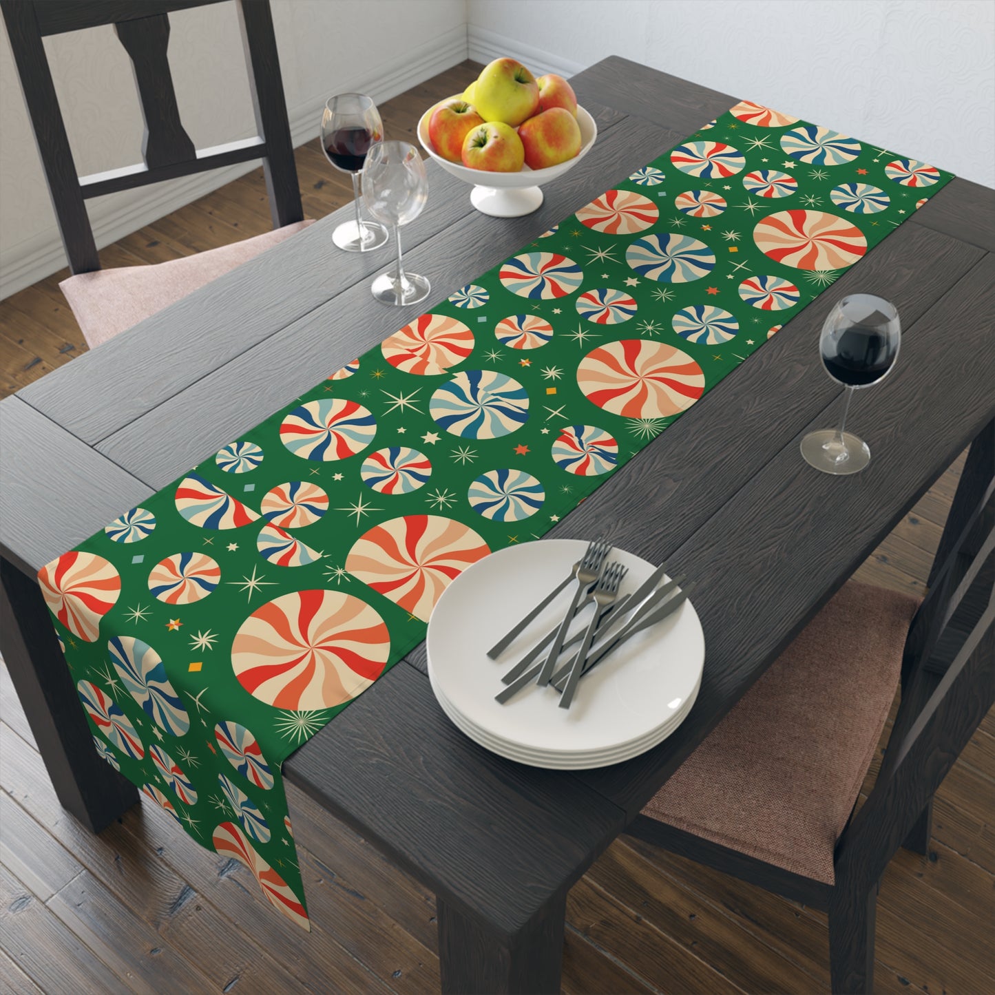 Christmas Peppermint Swirl Table Runner – Festive Green Dining Decor