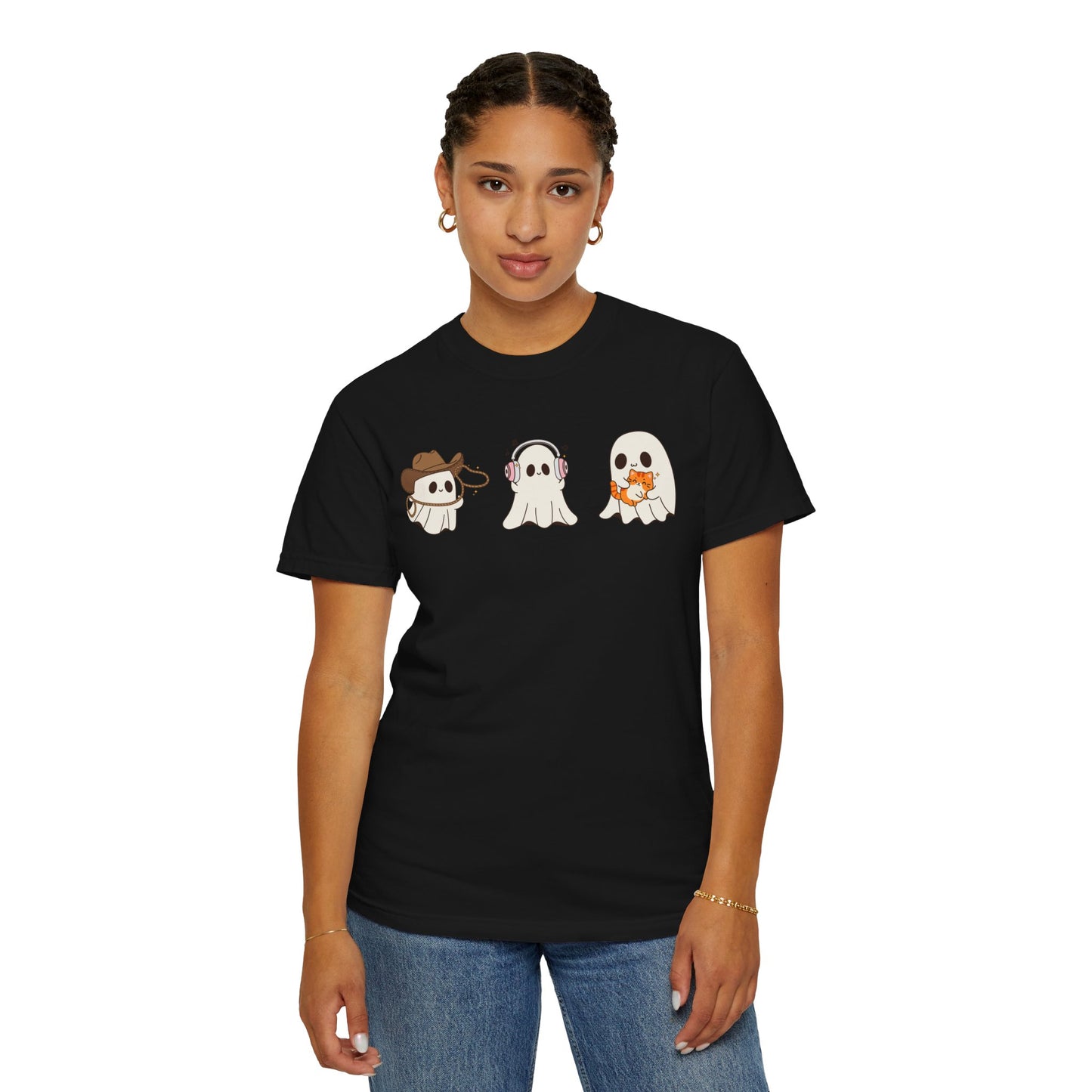 Halloween Ghost Trio T-Shirt – Purple Unisex Tee for Spooky Season & Costume Parties