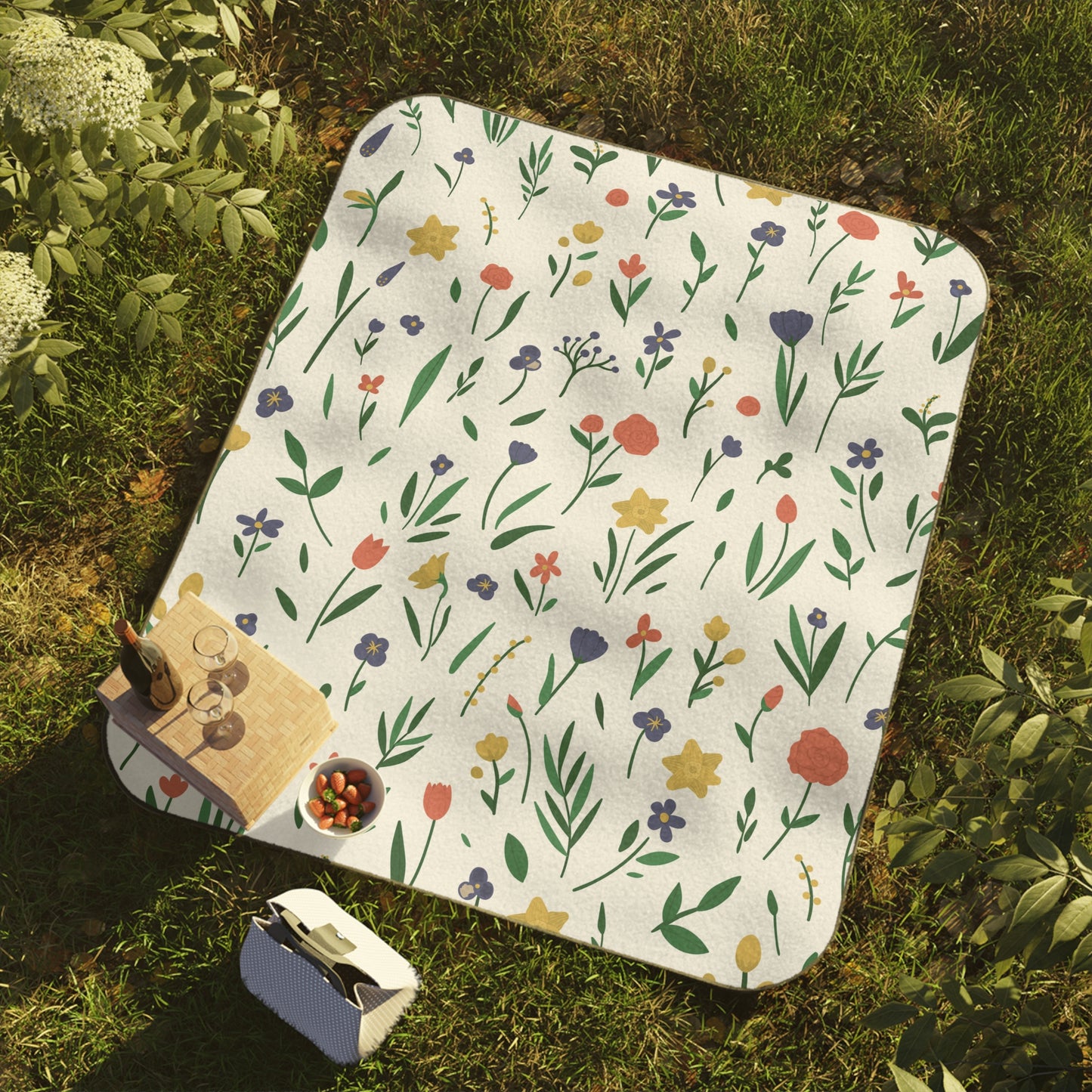 Floral Picnic Blanket – Waterproof Outdoor Mat for Camping, Beach & Park