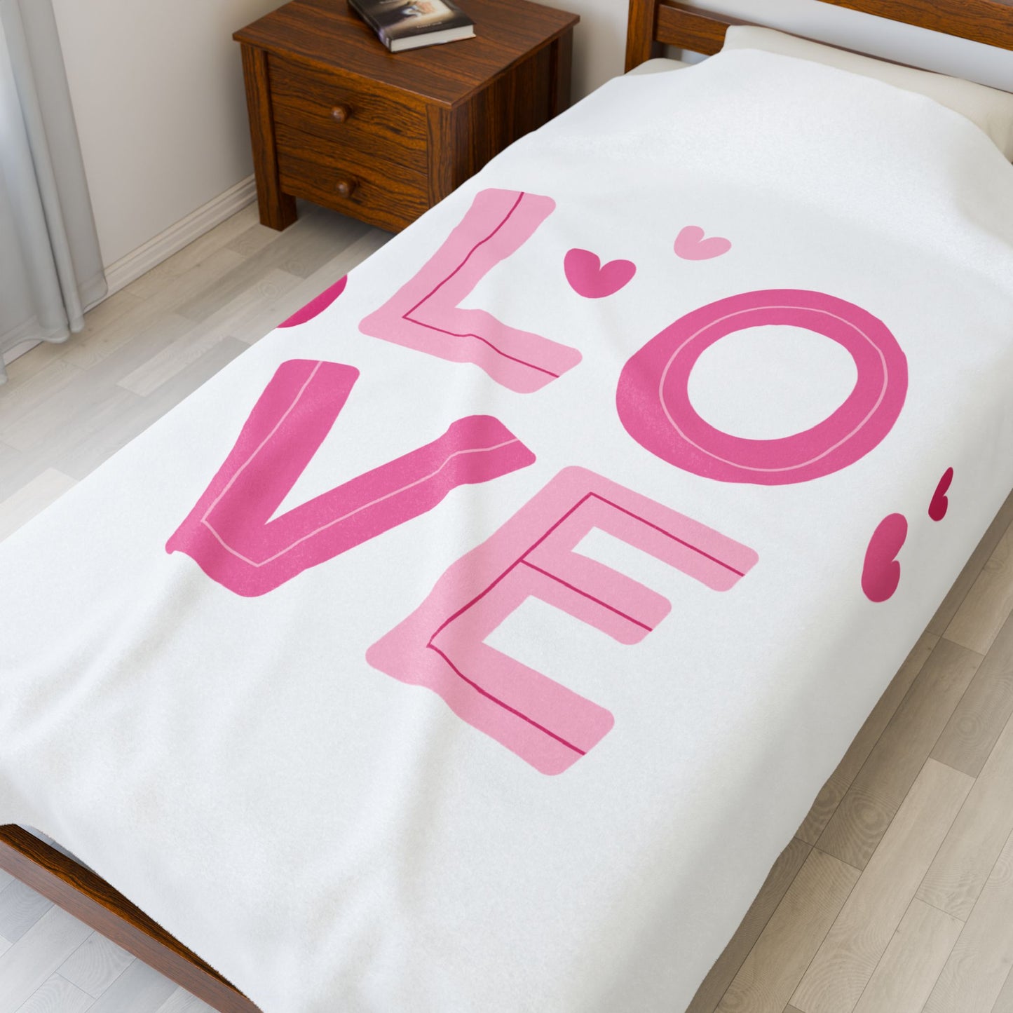 Love with Hearts Printed Velveteen Plush Blanket
