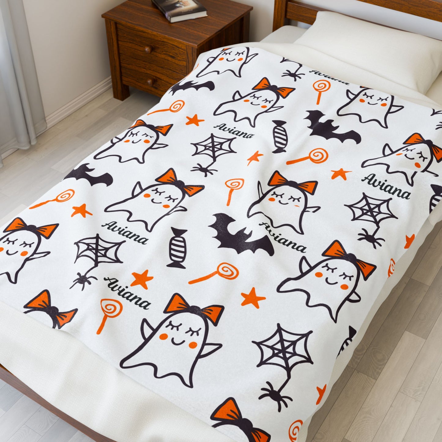 Halloween Ghost Plush Blanket – Cozy Velveteen Throw with Ghost, Bats & Candy