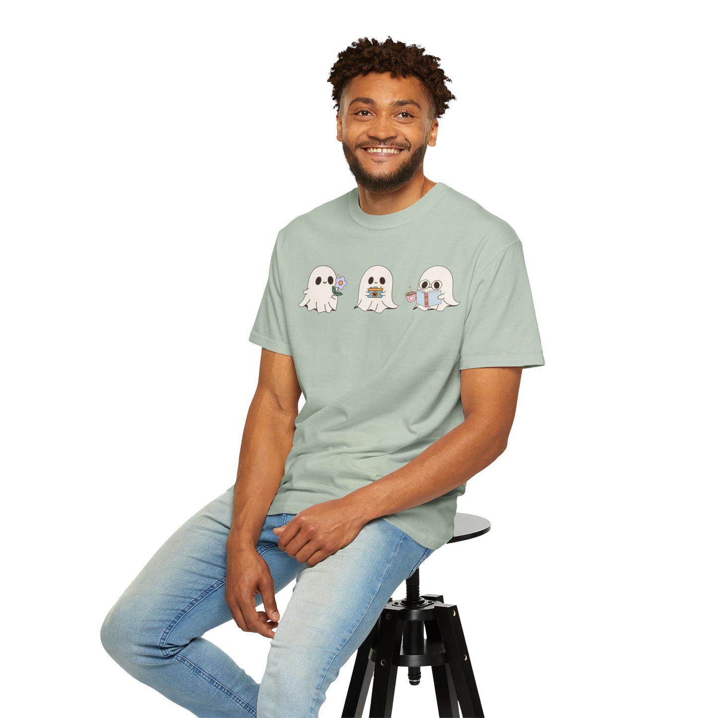 Cute Ghost Trio Halloween T-Shirt – Spooky Season Graphic Tee