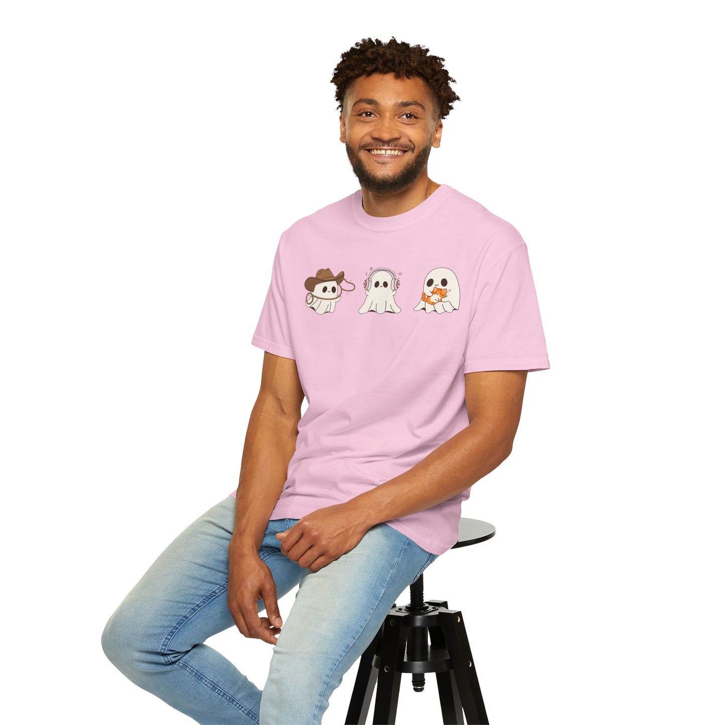 Halloween Ghost Trio T-Shirt – Purple Unisex Tee for Spooky Season & Costume Parties