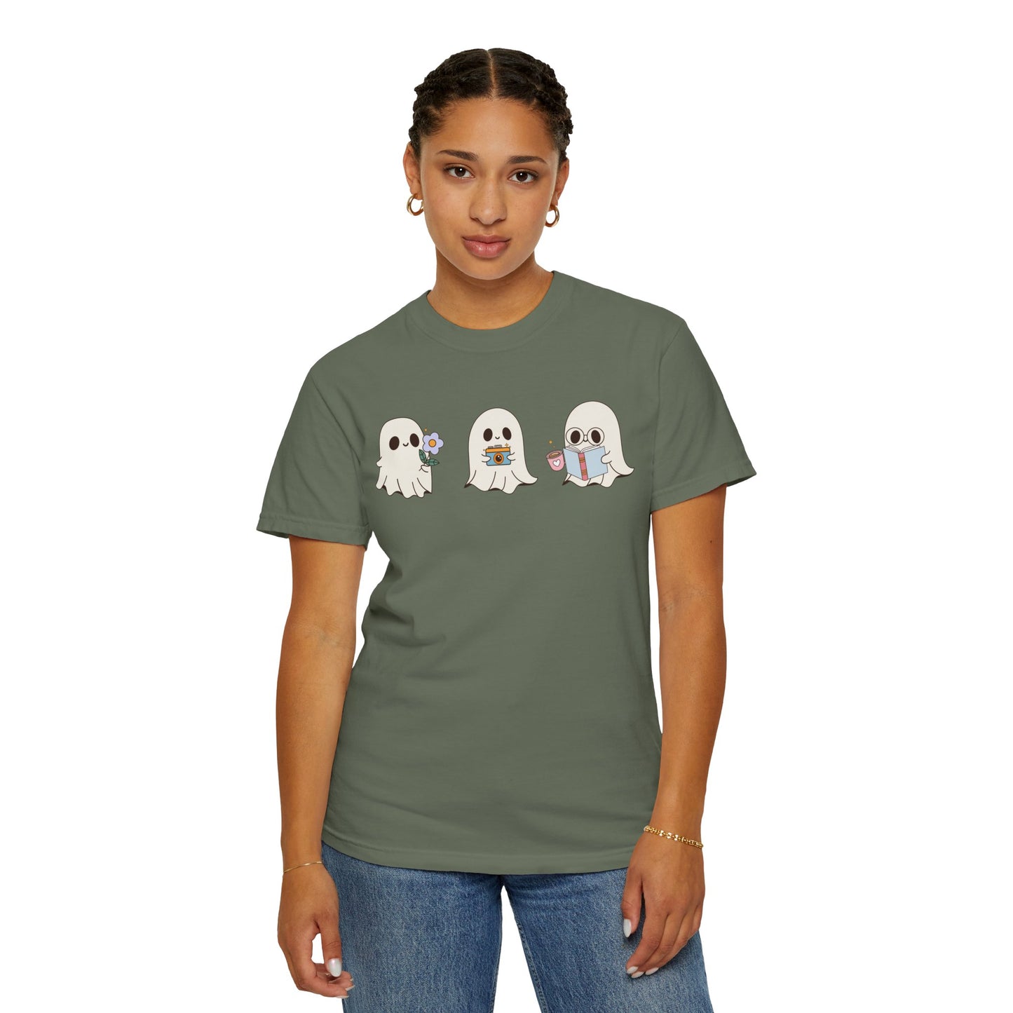 Cute Ghost Trio Halloween T-Shirt – Spooky Season Graphic Tee