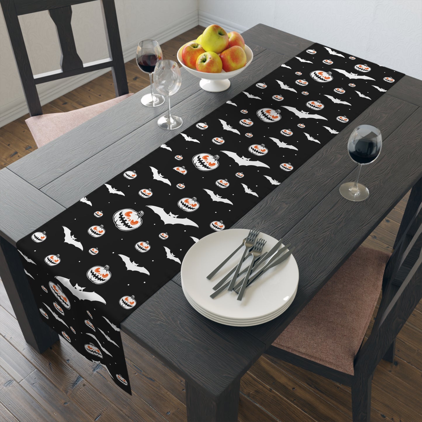 Halloween Table runer – Haunted Bats & Grinning Pumpkins – Halloween Table Decor for Spooky Dinner Parties
