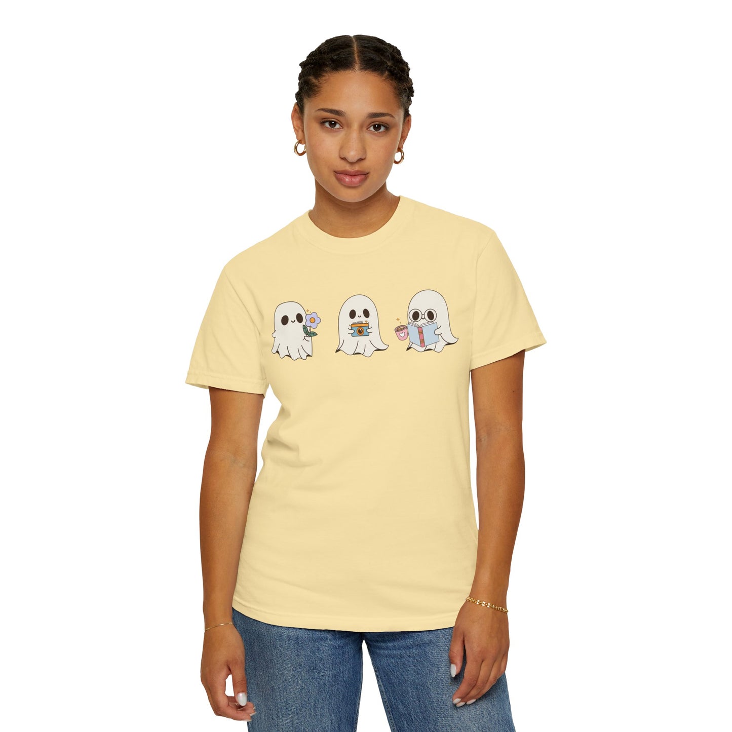 Cute Ghost Trio Halloween T-Shirt – Spooky Season Graphic Tee