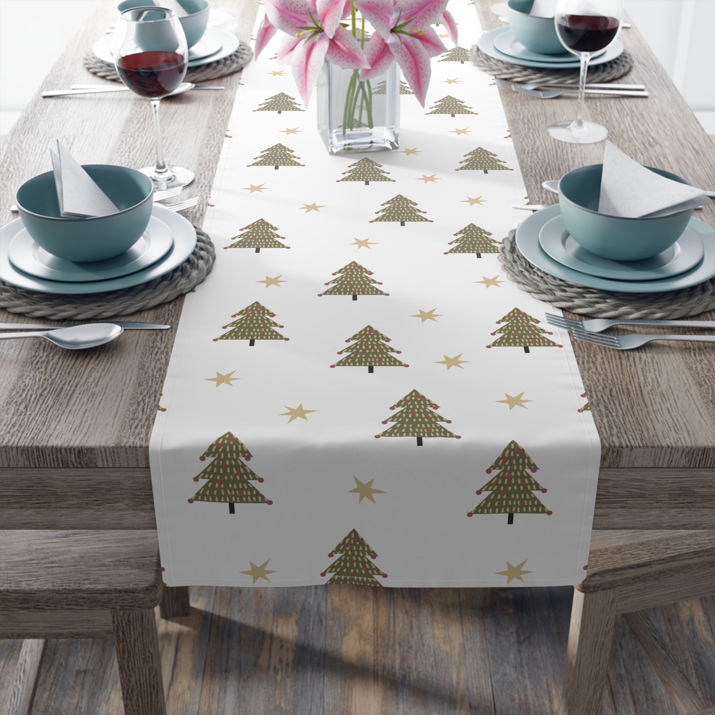 Christmas Tree & Star Table Runner – Festive Green & Gold Holiday Decor