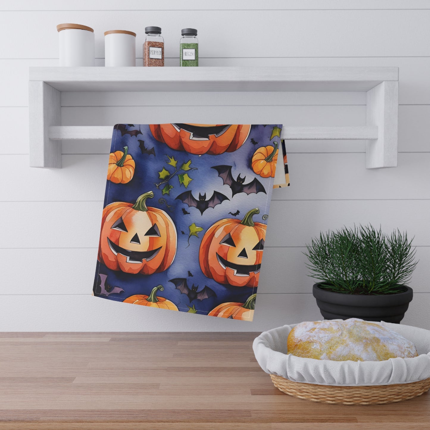 Whimsical Jack-O’-Lantern Halloween Tea Towel – Playful Pumpkin and Bats Design