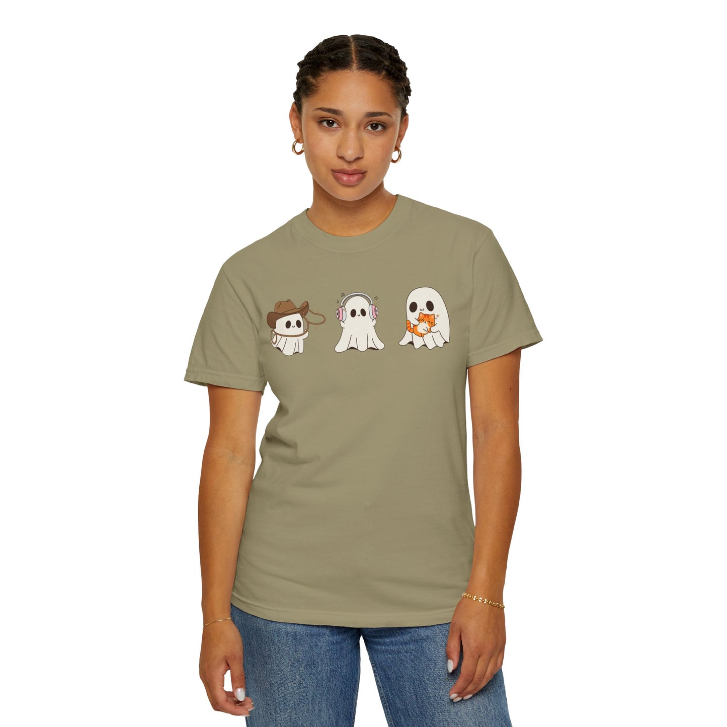 Halloween Ghost Trio T-Shirt – Purple Unisex Tee for Spooky Season & Costume Parties