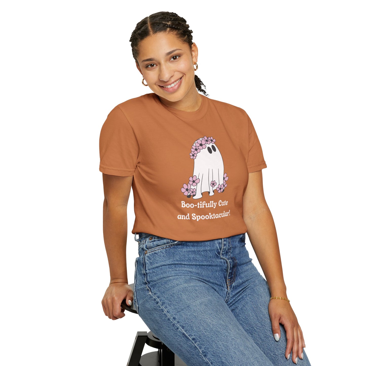 Boo-tiful Ghost Tee – Floral Charm Meets Halloween Fun!