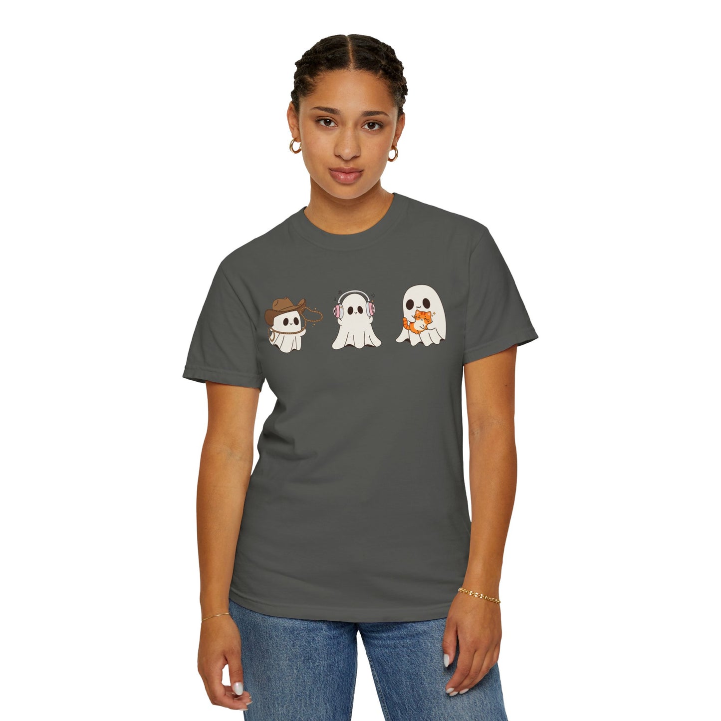 Halloween Ghost Trio T-Shirt – Purple Unisex Tee for Spooky Season & Costume Parties