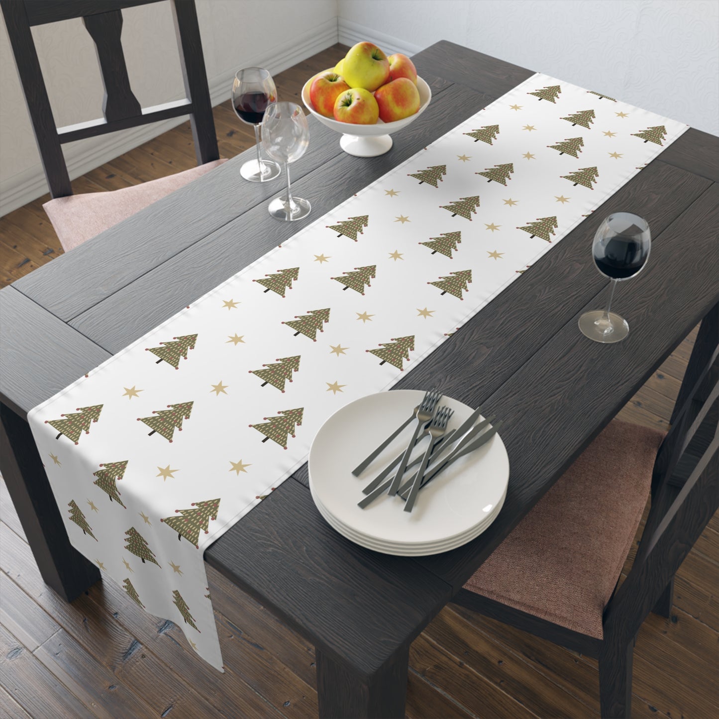 Christmas Tree & Star Table Runner – Festive Green & Gold Holiday Decor