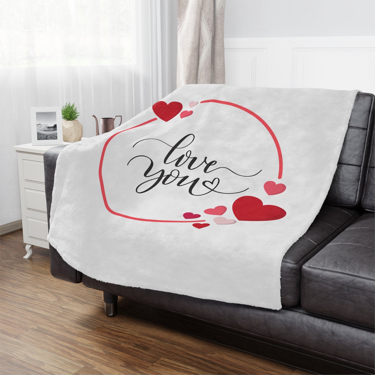 Love You with Flying Hearts Printed Valentine Minky Blanket