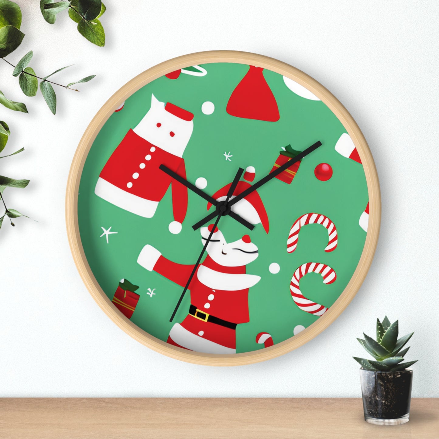 Green Christmas Wall Clock