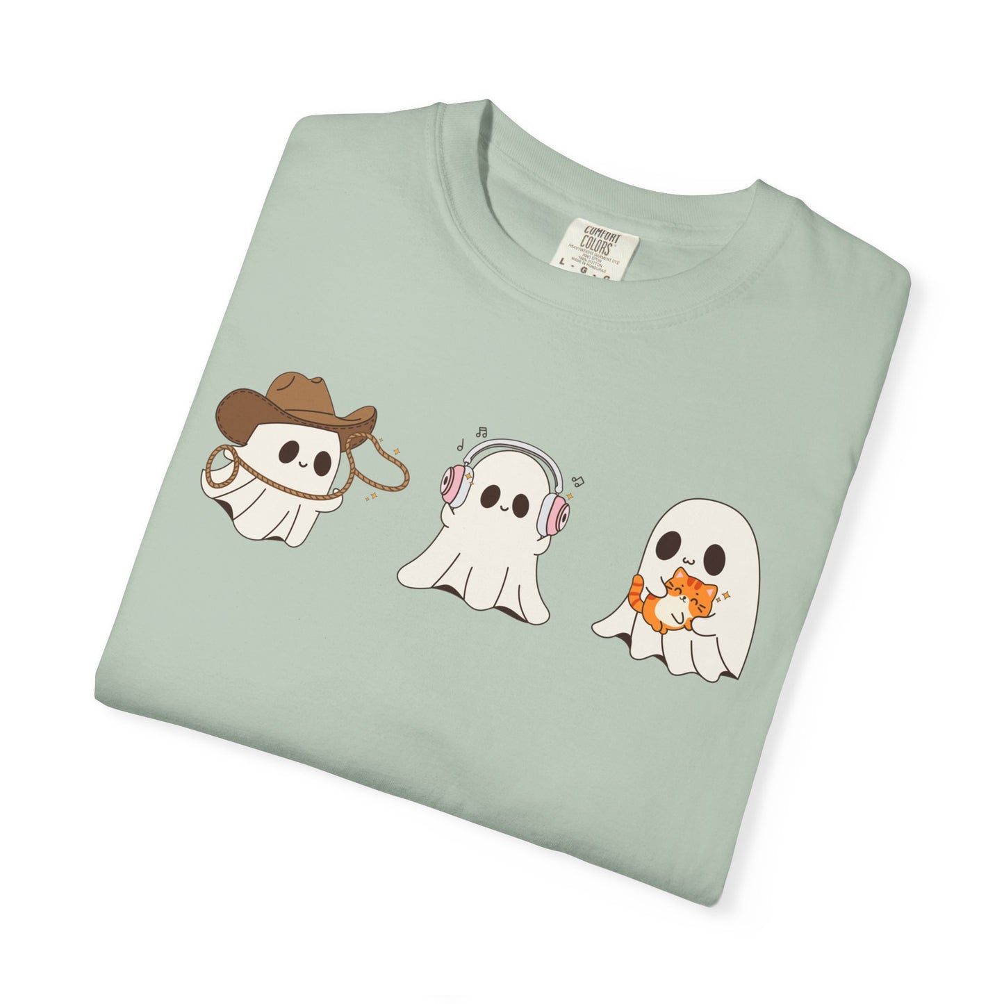 Halloween Ghost Trio T-Shirt – Purple Unisex Tee for Spooky Season & Costume Parties