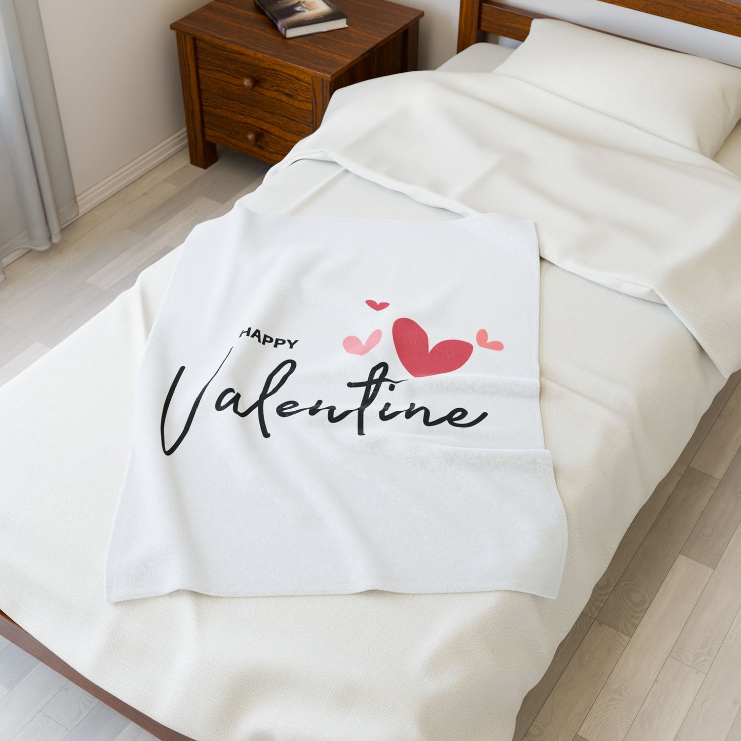 Happy Valentine with Hearts Printed Velveteen Plush Blanket