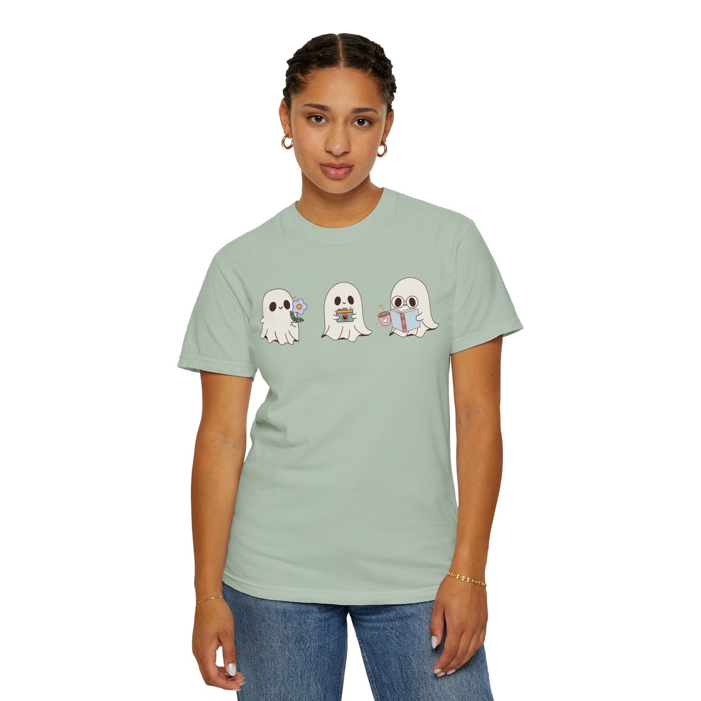Cute Ghost Trio Halloween T-Shirt – Spooky Season Graphic Tee