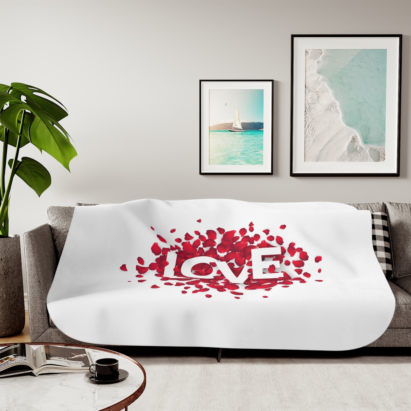 Love inside Heart made of Flower Printed Sherpa Blenket for Valentine