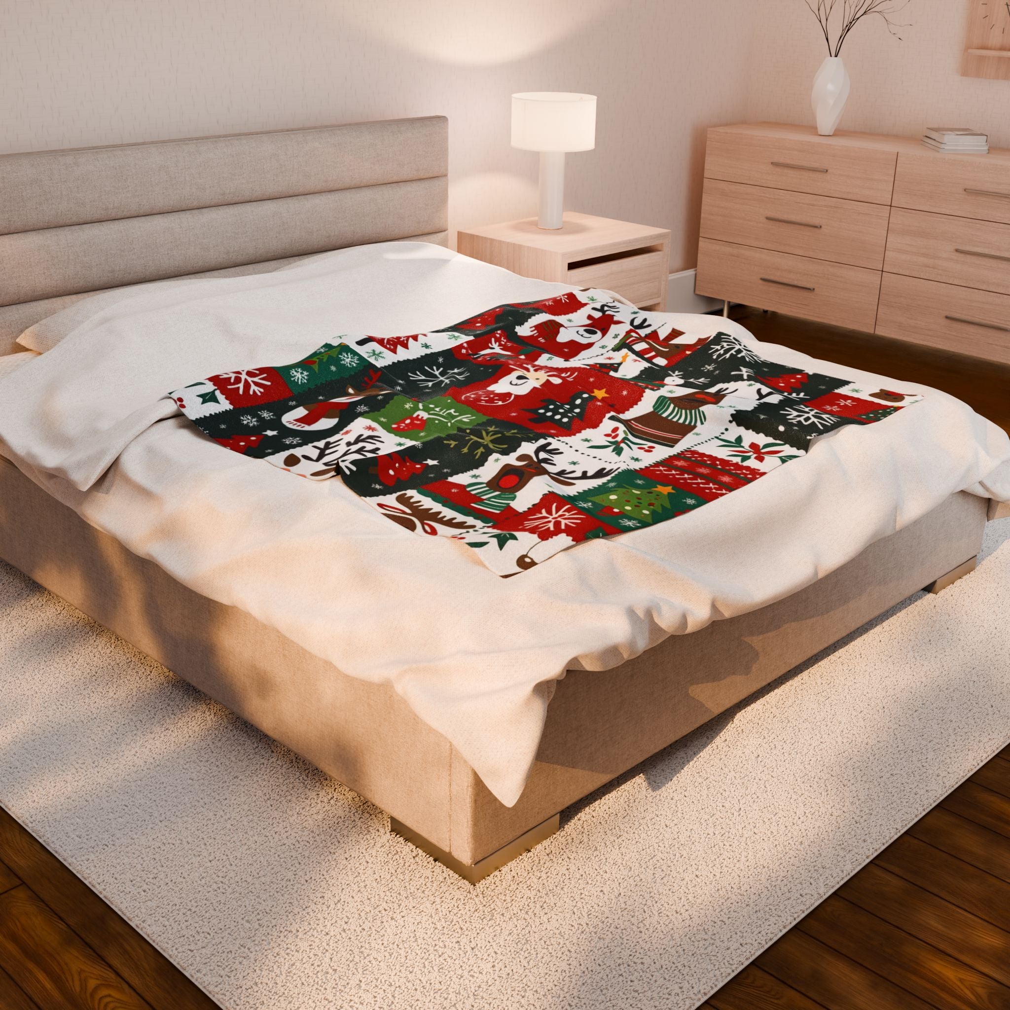 Patchwork Christmas Velveteen Plush Blanket – Reindeer, Trees & Snowflake Holiday Print