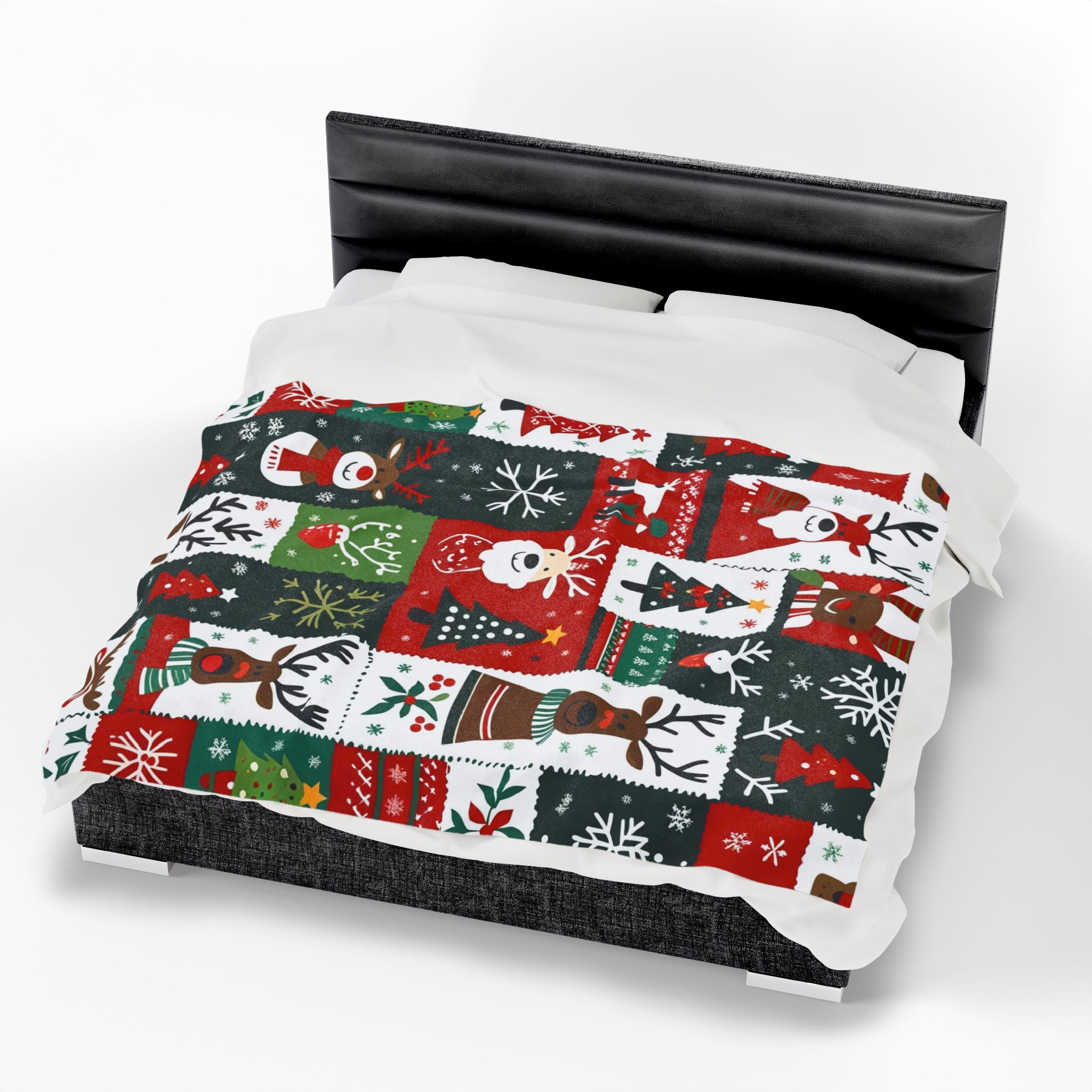 Patchwork Christmas Velveteen Plush Blanket – Reindeer, Trees & Snowflake Holiday Print