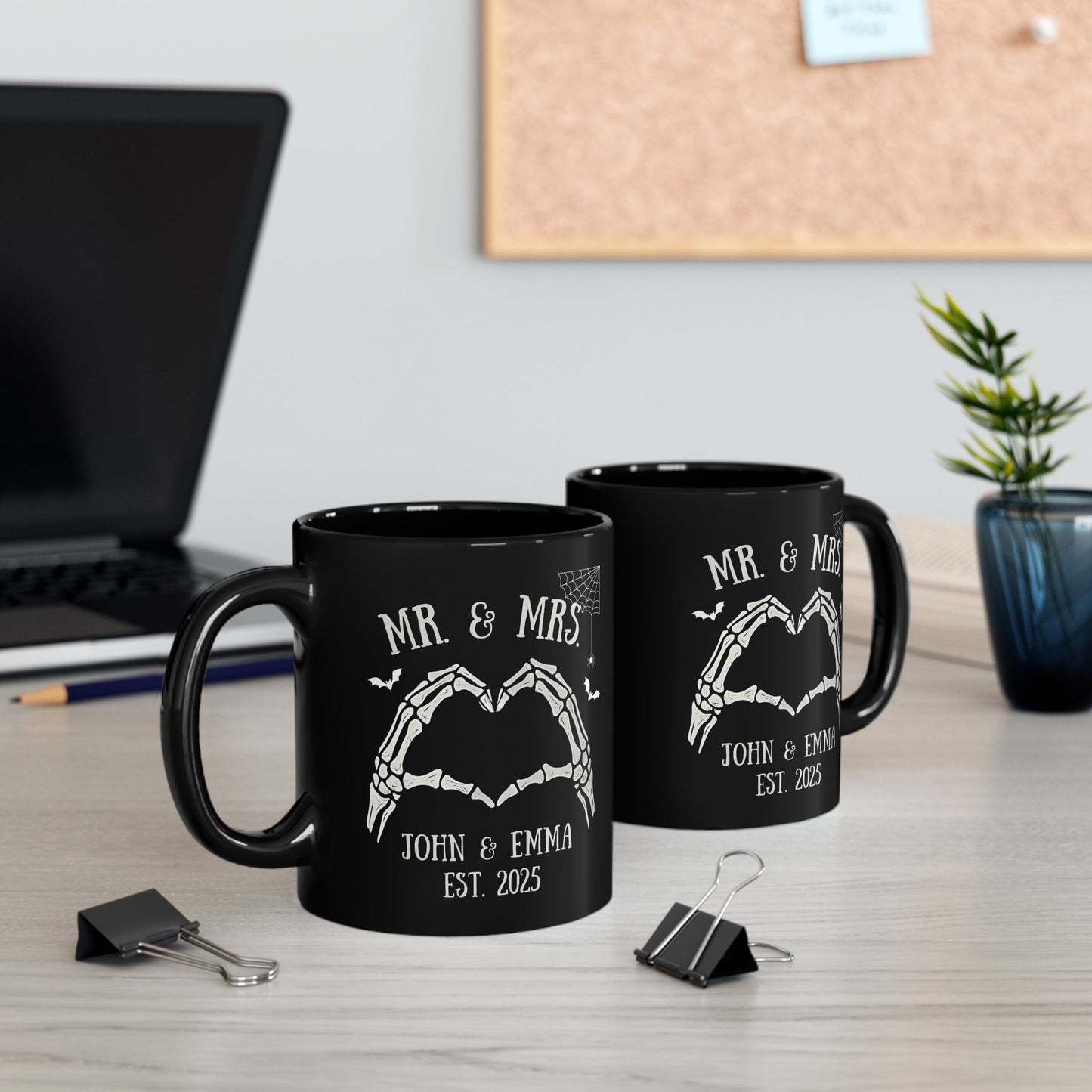 Skeleton Hands Mr & Mrs Mug – Spooky Love Black Coffee Cup for Couples