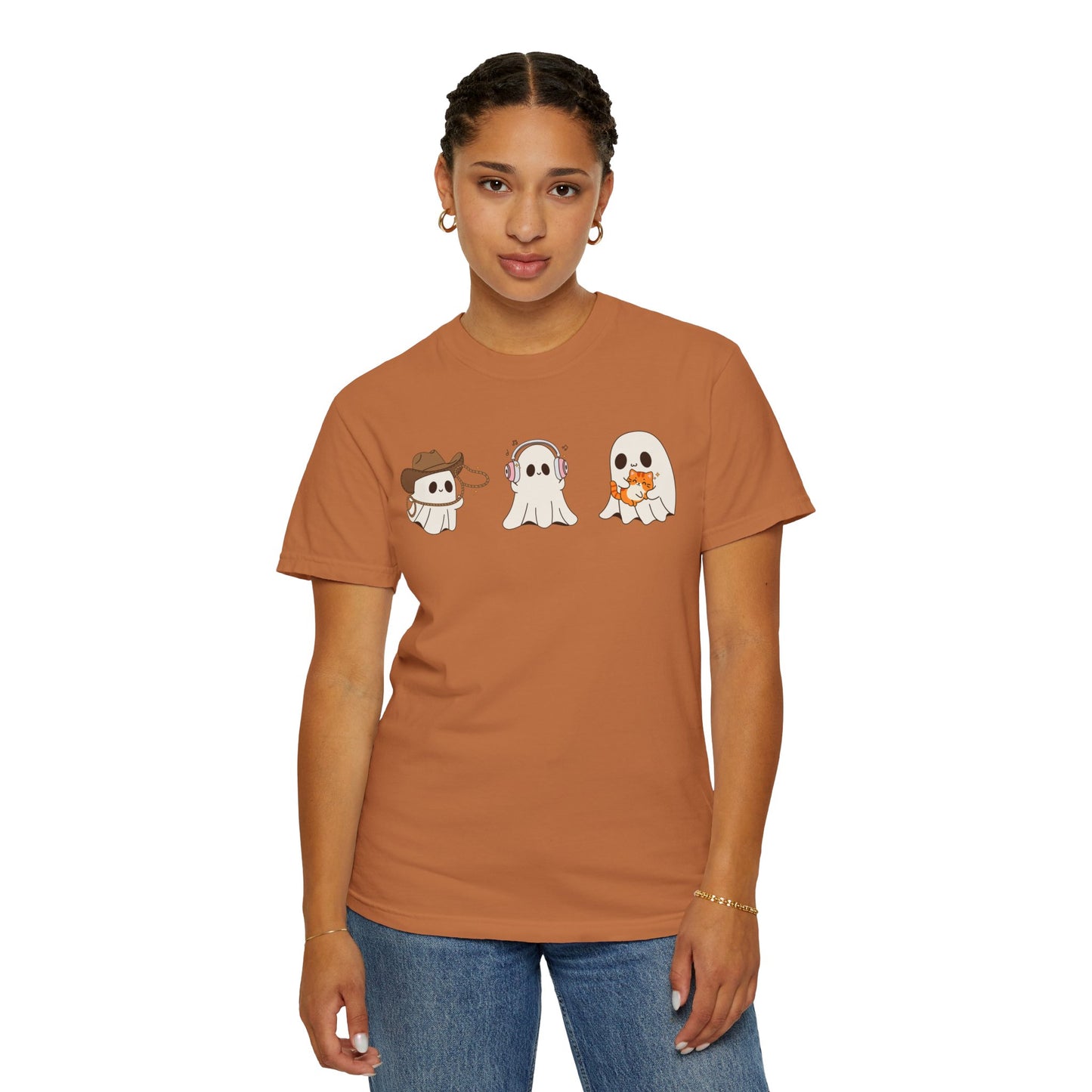 Halloween Ghost Trio T-Shirt – Purple Unisex Tee for Spooky Season & Costume Parties
