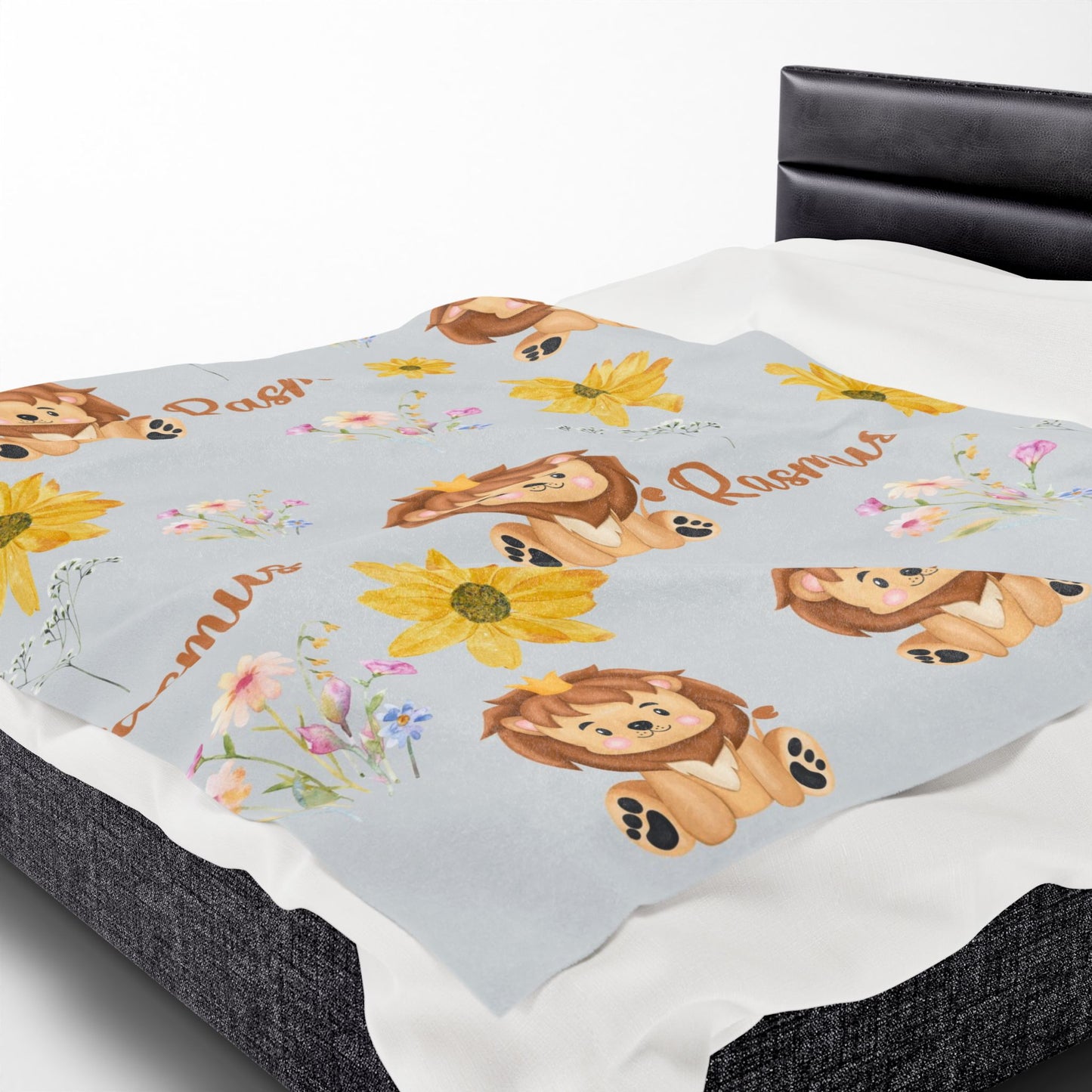 Personalized Lion Baby Blanket – Velveteen Plush Safari-Themed Name Blanket for Newborns, Baby Shower Gift