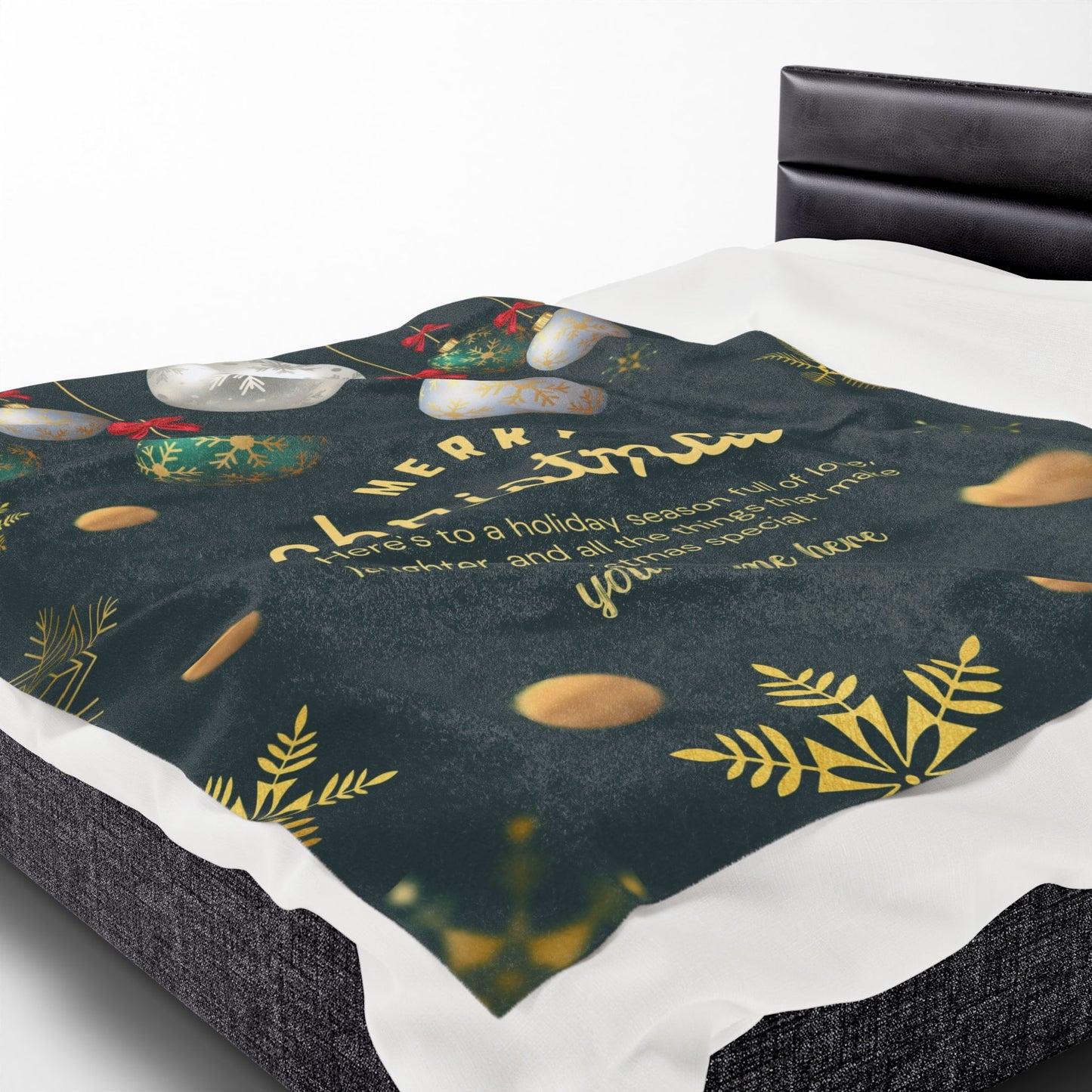 Elegant Green & Gold Christmas Blanket – Personalized Holiday Gift with Ornaments and Message