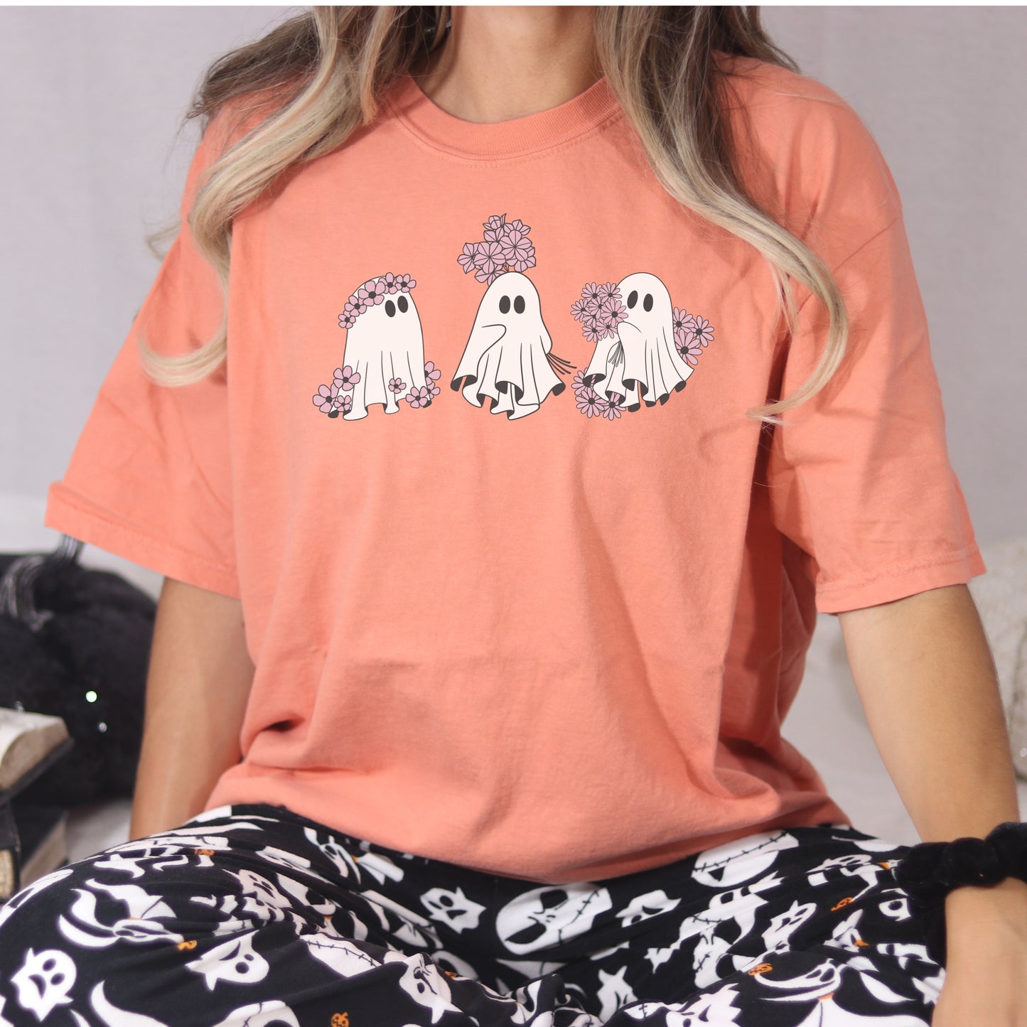 Floral Ghost Halloween T-Shirt – Cute Comfort Colors Fall Tee with Pink Flowers