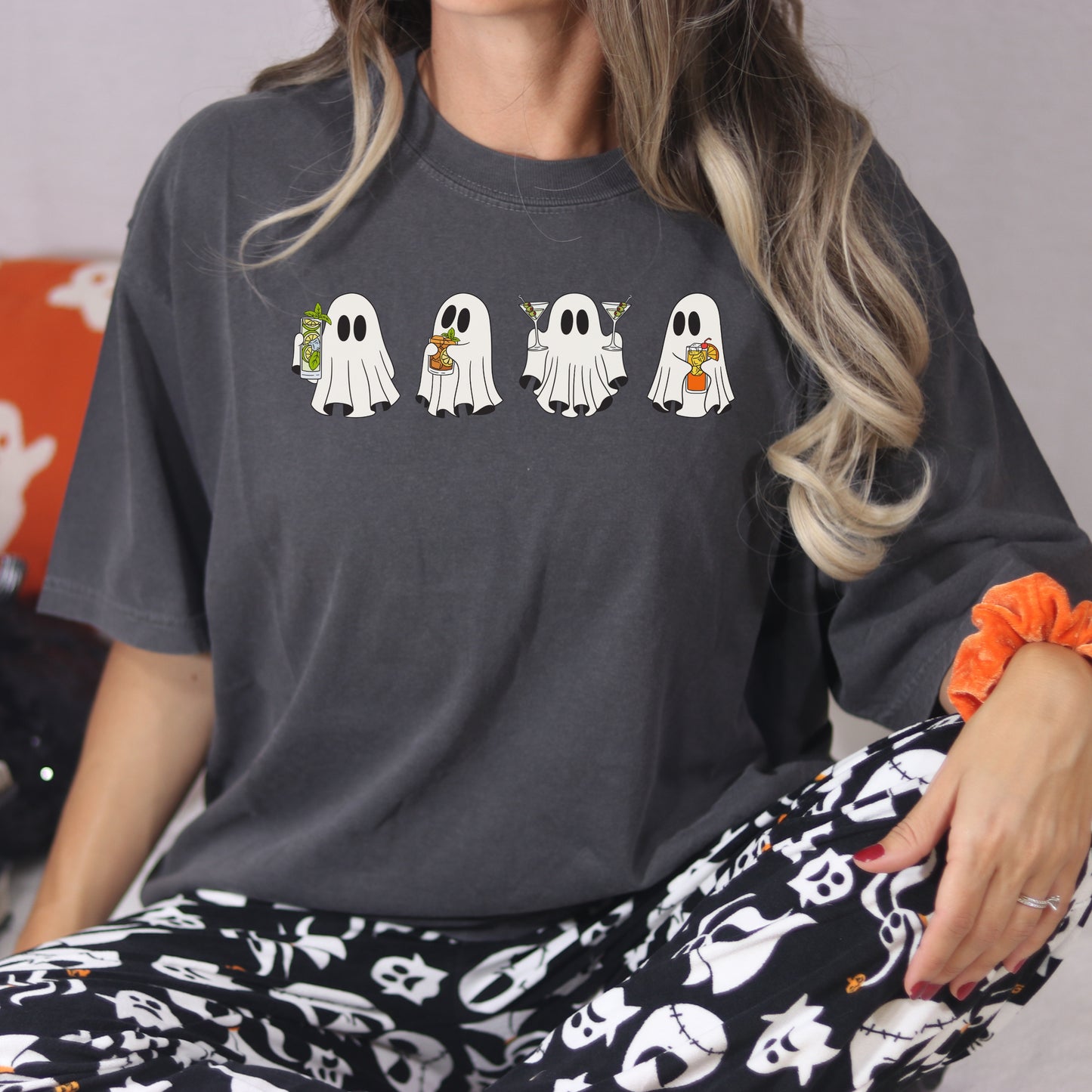 Funny Halloween Ghost Cocktail T-Shirt – Boozy Party Graphic Tee for Adults