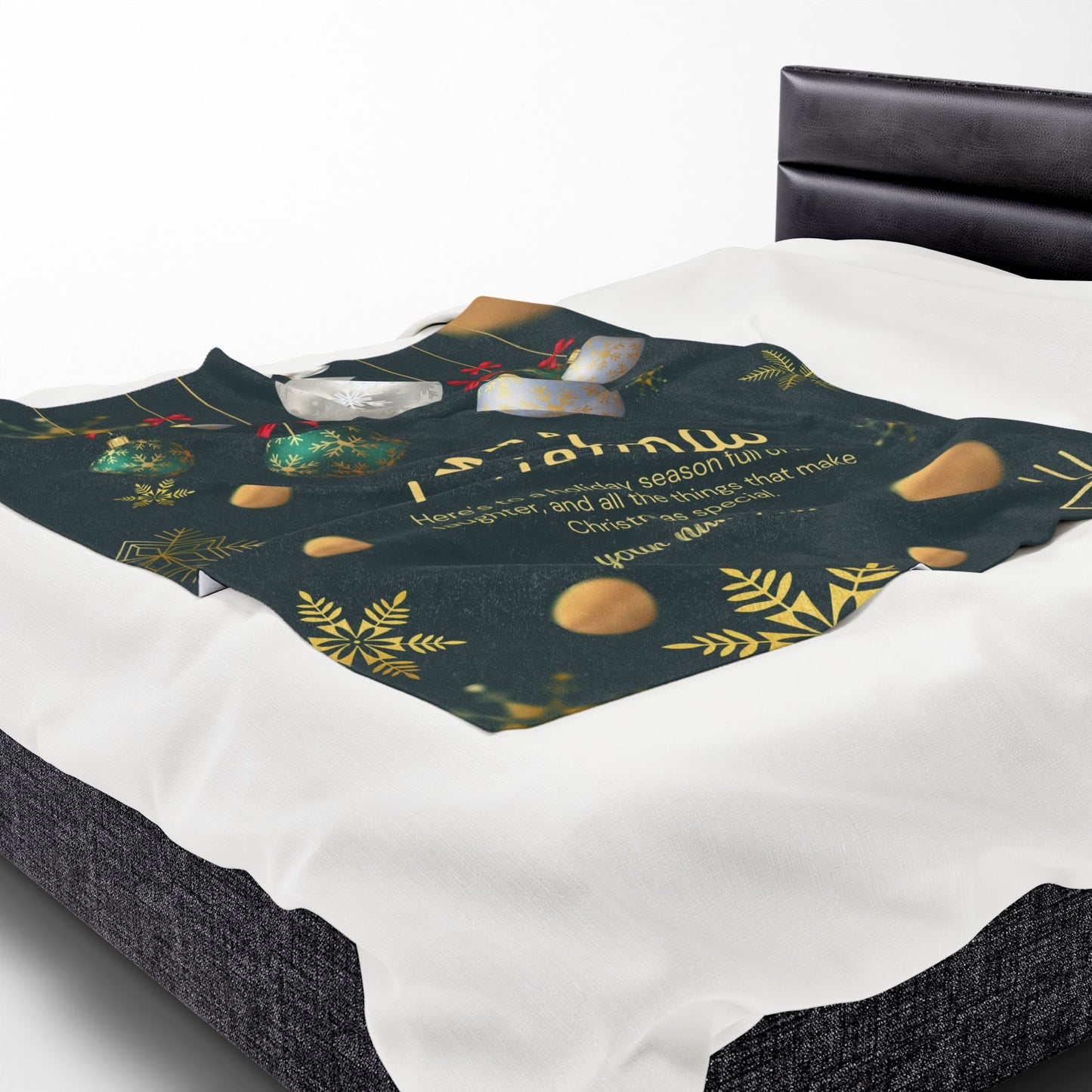 Elegant Green & Gold Christmas Blanket – Personalized Holiday Gift with Ornaments and Message