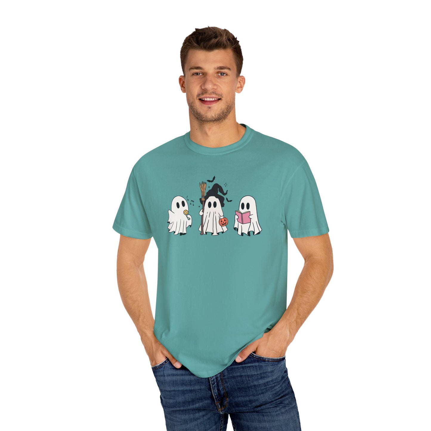 Cute Ghost Friends Halloween T-Shirt – Fun Cartoon Graphic Tee for Spooky Season