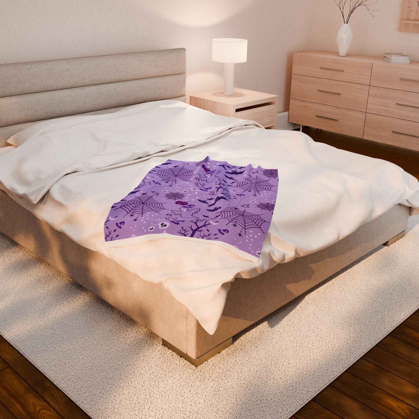 Halloween Plush Blanket – Cozy Throw with Ghosts, Bats, Pumpkins & Spiderwebs