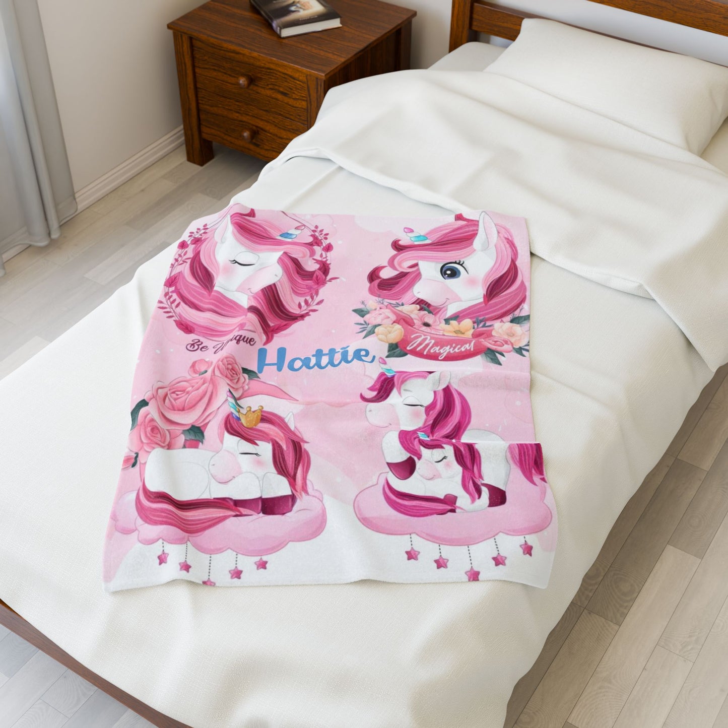 Personalized Unicorn Blanket for Kids – Soft Plush Velveteen Throw for Girls – Magical Custom Gift for Birthdays & Holidays