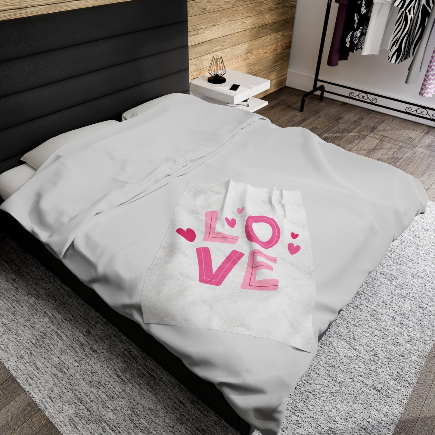 Love with Hearts Printed Velveteen Plush Blanket